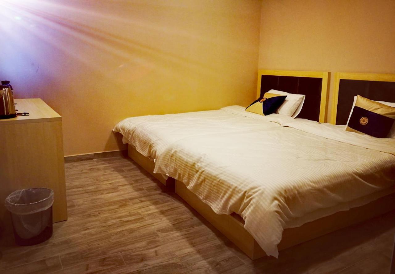 Top Boutique Hotel（首席精品酒店） Tbilisi Exterior photo